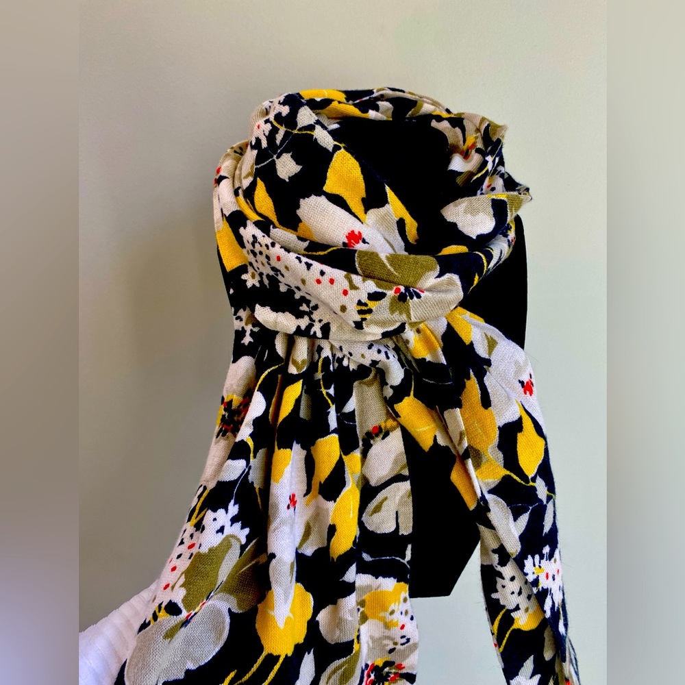 Vera Bradley Floral Scarf in Black, Yellow, White